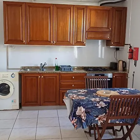 Cosy Spacious Maisonette