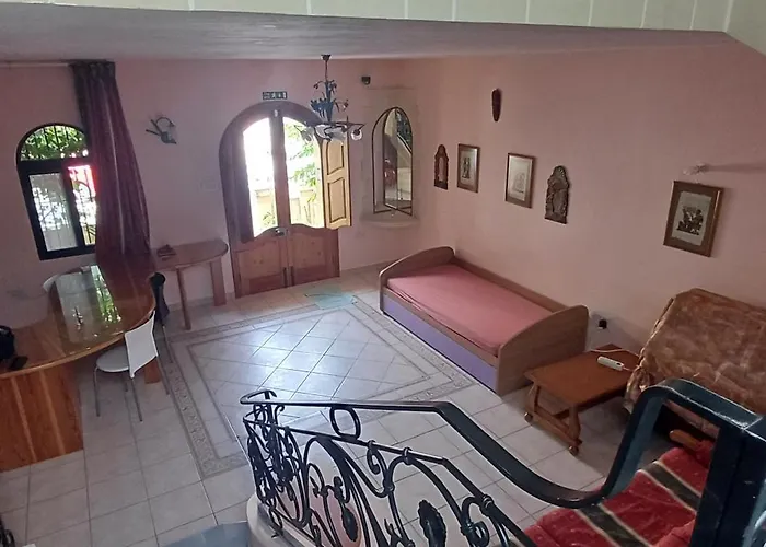 Cosy Spacious Maisonette *